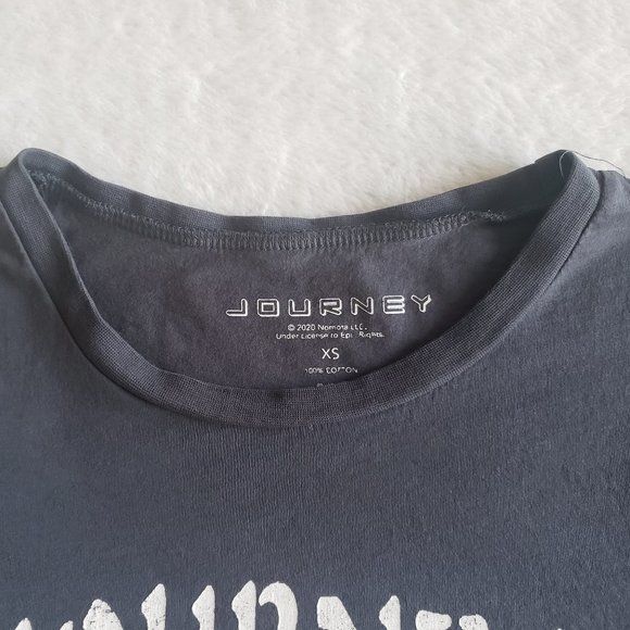 JOURNEY Crop Short Sleeves Raw Hem Graphic T Shirt - Picture 7 of 11